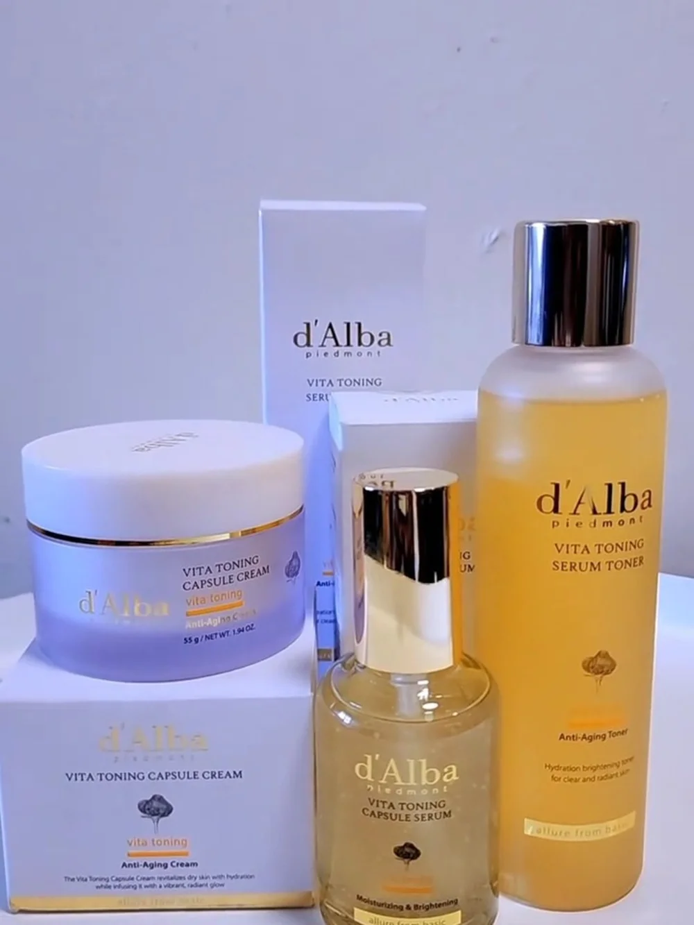 Alba Vita Toning Serum Toner & Capsule Cream Set - Yellow, Gold